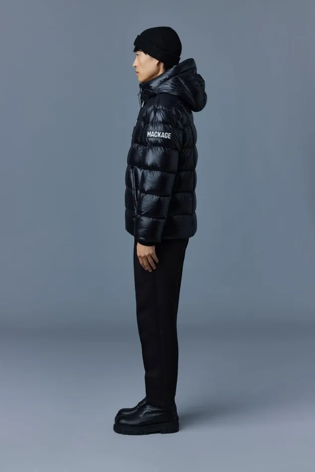 Puffer Men Mackage VICTOR Lustrous Light Down Jacket With Hood For Men Emerald Puffer Men Mackage VICTOR Lustrous Light Down Jacket With Hood For Men Emerald
