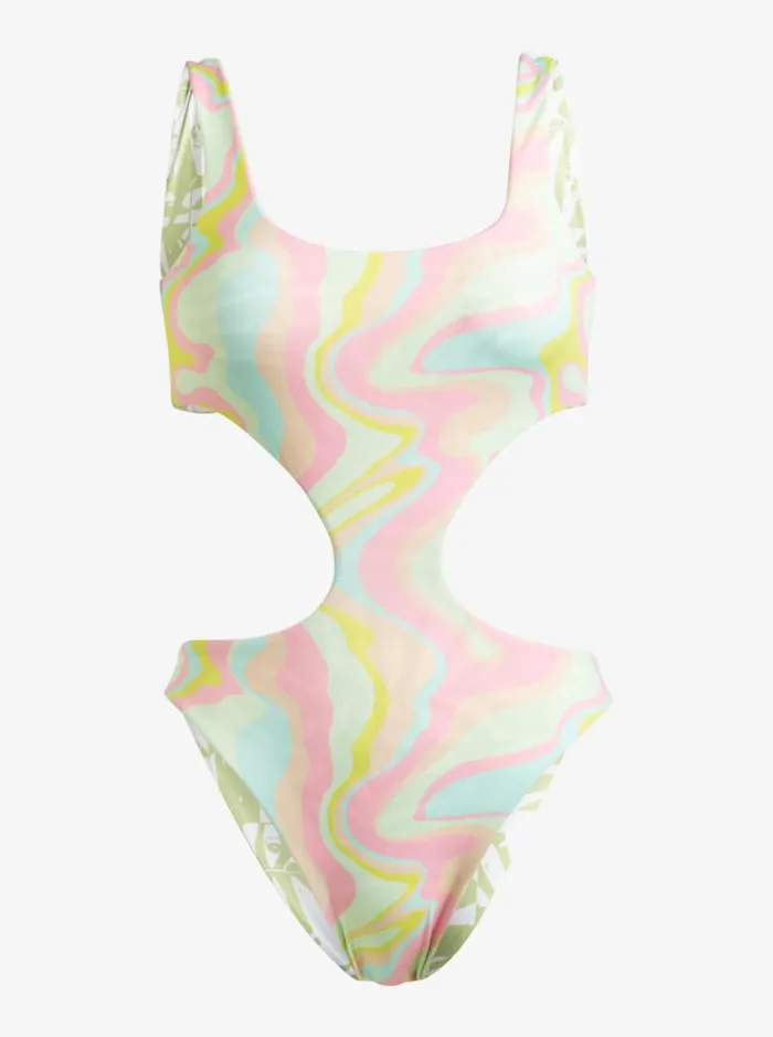 Roxy One Pieces Tropics Hype Reversible OnePiece Swimsuit Ambroisia Swirl Swim 8211 Women