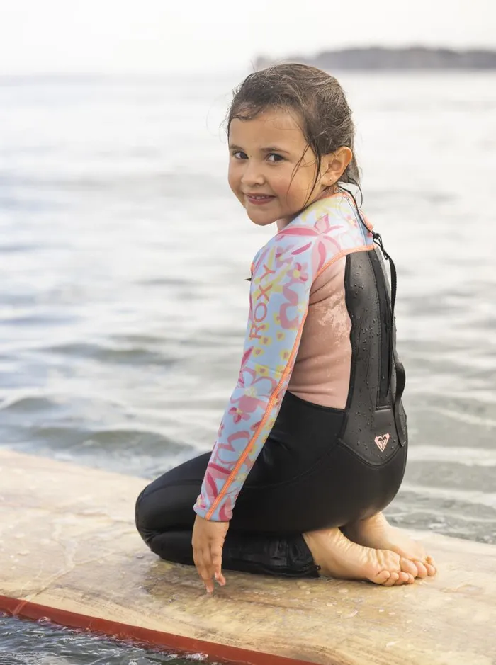 Roxy Surf Girl039s 27 32mm Prologue Back Zip Wetsuit Tanager Tur Tw Floral Conf 8211 Kids Roxy Surf Girl039s 27 32mm Prologue Back Zip Wetsuit Tanager Tur Tw Floral Conf 8211 Kids