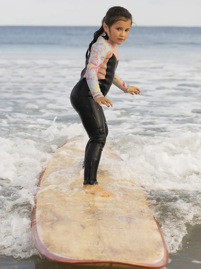 Roxy Surf Girl039s 27 32mm Prologue Back Zip Wetsuit Tanager Tur Tw Floral Conf 8211 Kids Roxy Surf Girl039s 27 32mm Prologue Back Zip Wetsuit Tanager Tur Tw Floral Conf 8211 Kids