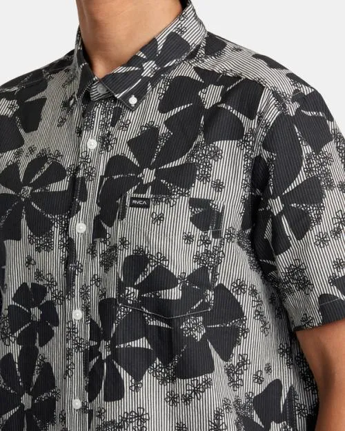 Rvca Yoyogi Seersucker Short Sleeve Shirt Black Men Shirts and Flannels