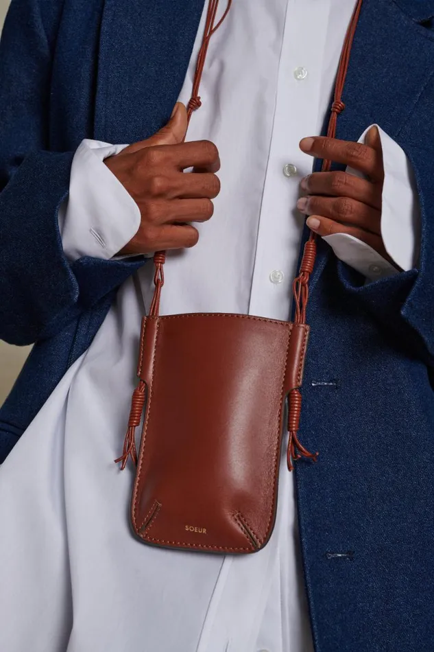 Small Leather Goods Women Soeur AMAURY PHONE HOLDER Mahogany