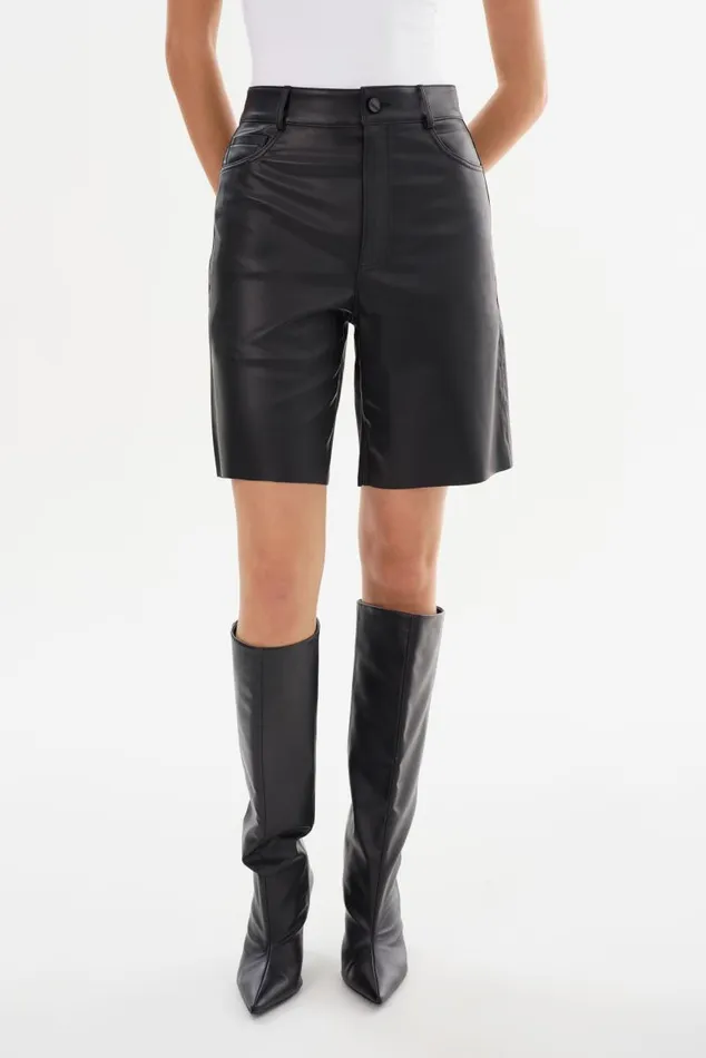 Women ARAE Faux Leather Shorts Black LAMARQUE Pants and Shorts Women ARAE Faux Leather Shorts Black LAMARQUE Pants and Shorts