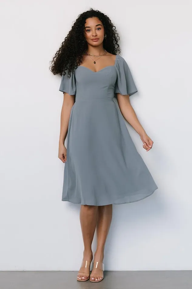 Women Colette Sweetheart Midi Dress Dusty Blue Baltic Born The Guest Edit Women Colette Sweetheart Midi Dress Dusty Blue Baltic Born The Guest Edit