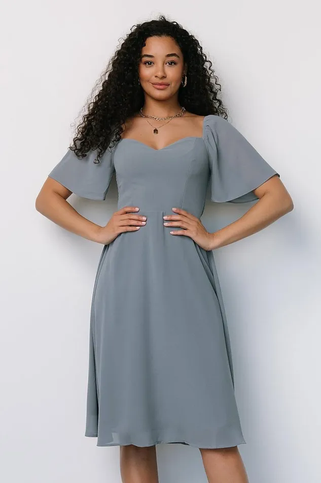 Women Colette Sweetheart Midi Dress Dusty Blue Baltic Born The Guest Edit Women Colette Sweetheart Midi Dress Dusty Blue Baltic Born The Guest Edit