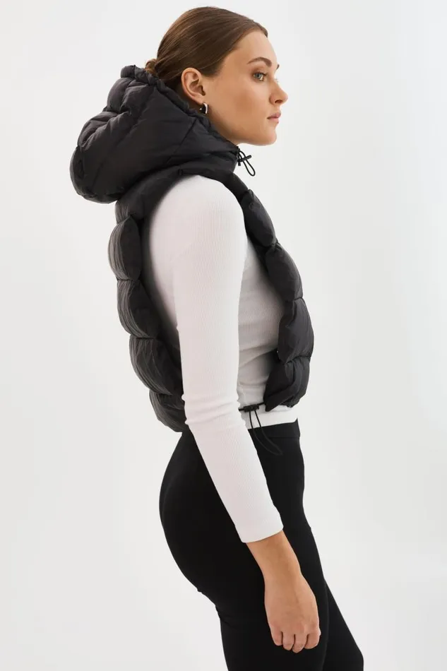 Women DELMA Quilted Nylon Dickey Black LAMARQUE Puffers