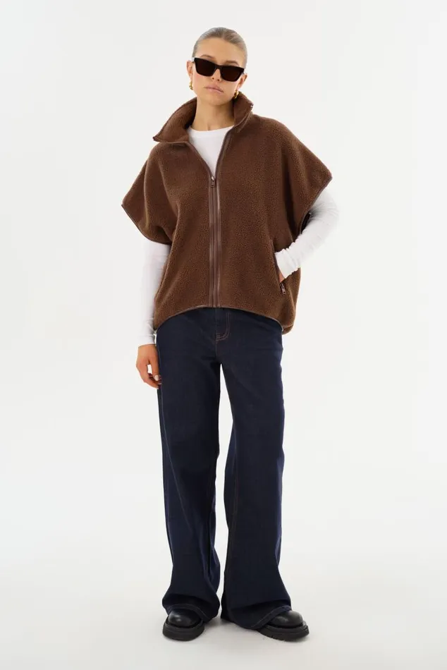 Women EUDORA Polar Fleece Vest Chestnut LAMARQUE Tops Women EUDORA Polar Fleece Vest Chestnut LAMARQUE Tops