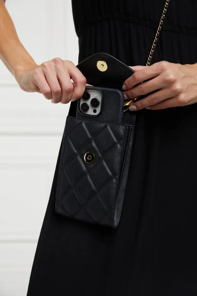 Women Knightsbridge Phone Pouch Black Quilted Holland Cooper Bags Women Knightsbridge Phone Pouch Black Quilted Holland Cooper Bags