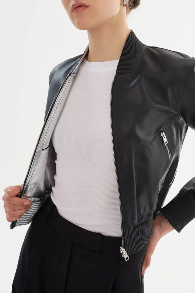 Women KORDELLA Reversible Leather Bomber Jacket Blacksilver LAMARQUE Bombers Women KORDELLA Reversible Leather Bomber Jacket Blacksilver LAMARQUE Bombers
