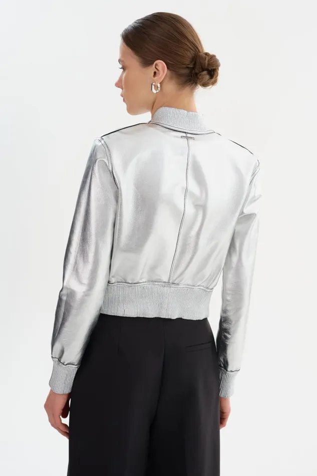 Women KORDELLA Reversible Leather Bomber Jacket Blacksilver LAMARQUE Bombers Women KORDELLA Reversible Leather Bomber Jacket Blacksilver LAMARQUE Bombers