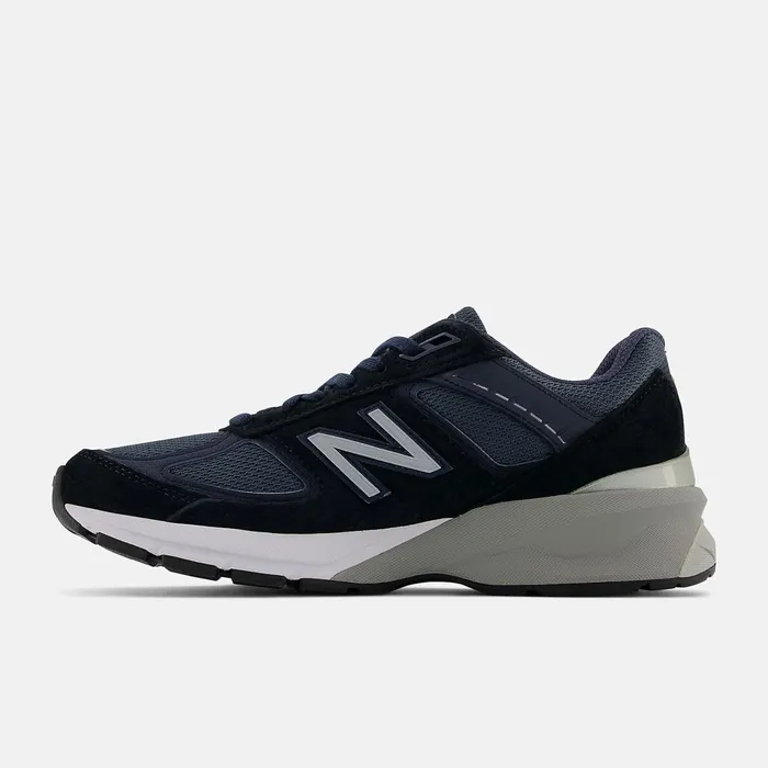 Women MADE In USA 990v5 Core Navy With Silver New Balance Lifestyle Women MADE In USA 990v5 Core Navy With Silver New Balance Lifestyle