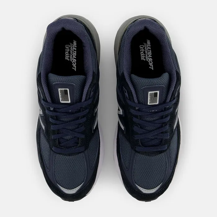 Women MADE In USA 990v5 Core Navy With Silver New Balance Lifestyle Women MADE In USA 990v5 Core Navy With Silver New Balance Lifestyle
