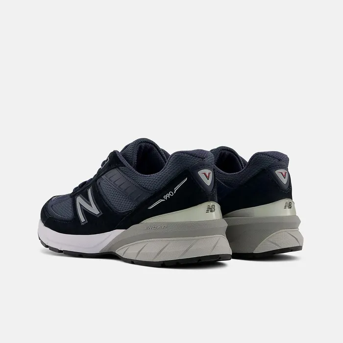 Women MADE In USA 990v5 Core Navy With Silver New Balance Lifestyle Women MADE In USA 990v5 Core Navy With Silver New Balance Lifestyle
