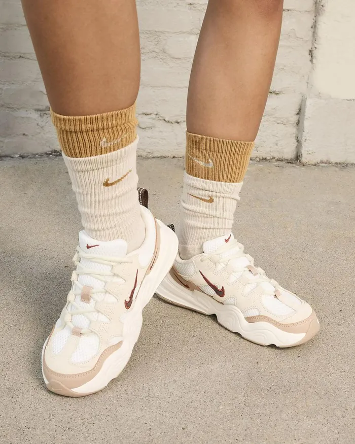 Women Nike All Shoes Tech Hera Sailcoconut Milkhempbrown