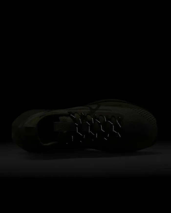 Women Nike Running Pegasus Trail 4 GORETEX Pale Ivoryluminous Greenhigh Voltageneutral Olive