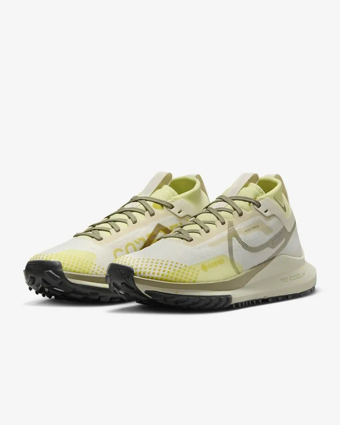 Women Nike Running Pegasus Trail 4 GORETEX Pale Ivoryluminous Greenhigh Voltageneutral Olive