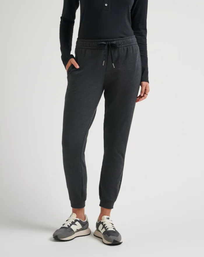Women Pants TravisMathew CLOUD FLEECE JOGGER Heather Black