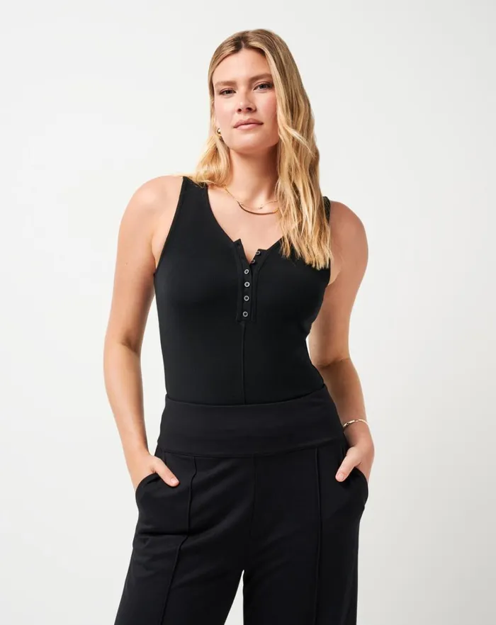 Women Shirts and Tops TravisMathew CLOUD RIB SUNSHINE TANK Black