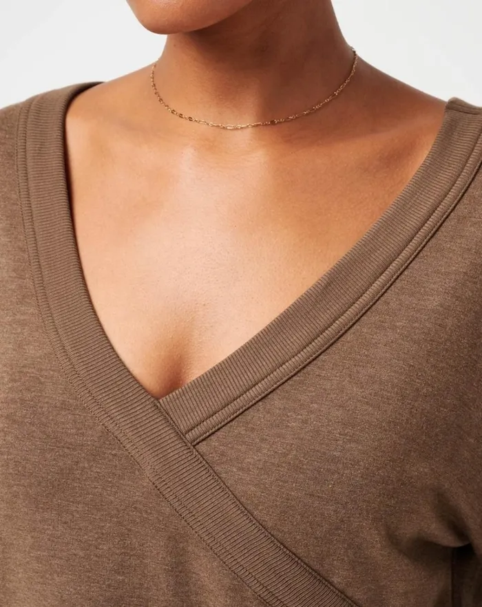 Women Shirts and Tops TravisMathew SEPTEMBER MORNING CLOUD TOP Heather Cocoa Brown