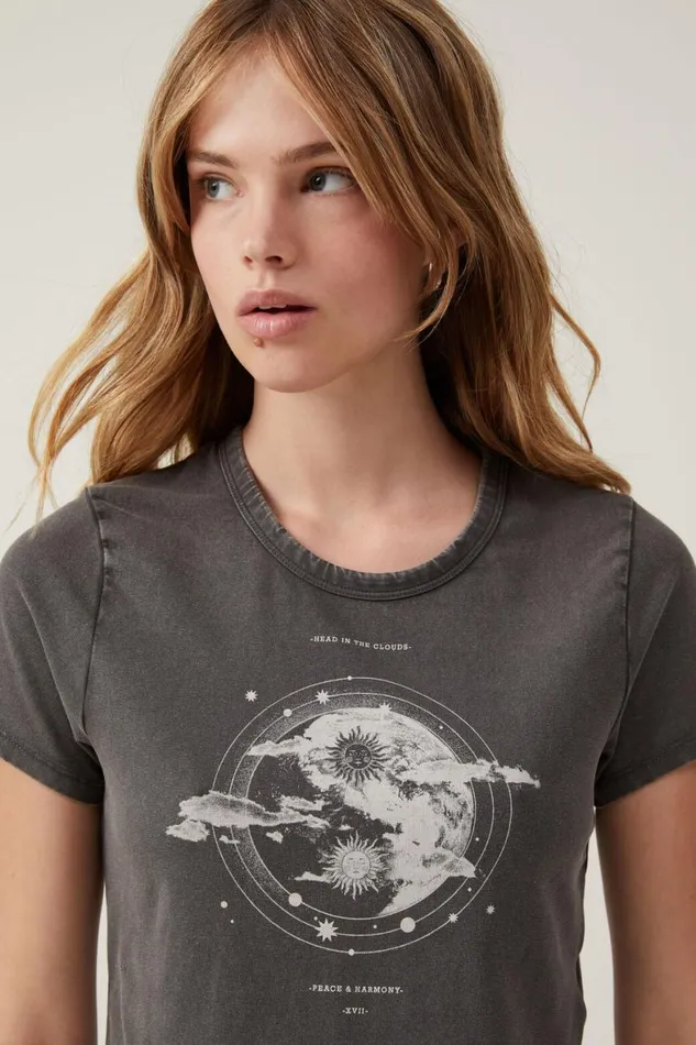Women Tops Cotton On Crop Fit Graphic Tee Head In The Cloudsgraphite